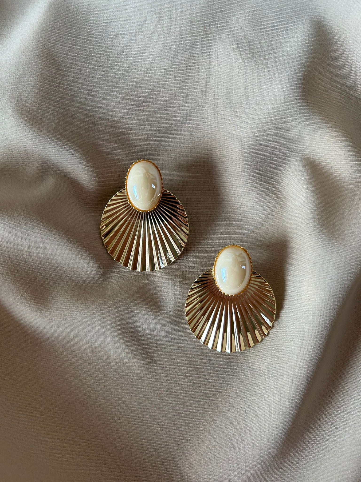 Pendientes Selene marfil 2