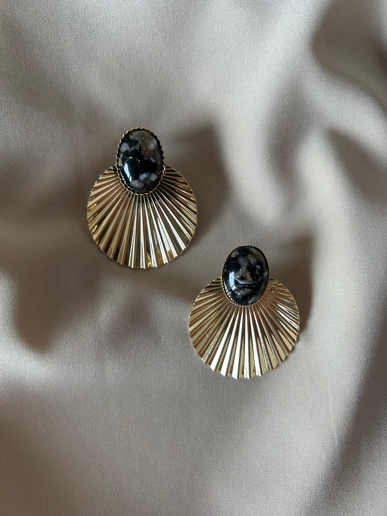 Pendientes Selene negro 2